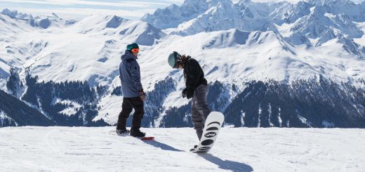 Alpe d'huez snowboard riders Snowee