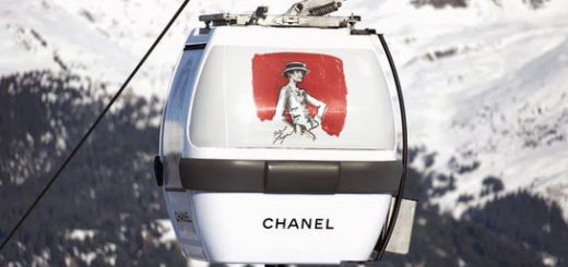 chanel courchevel gondola