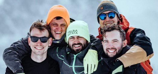 Les 2 Alpes grupa znajomych Francja