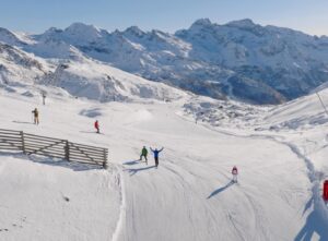 monterosa włochy wyjazdy na narty snowboard snowee