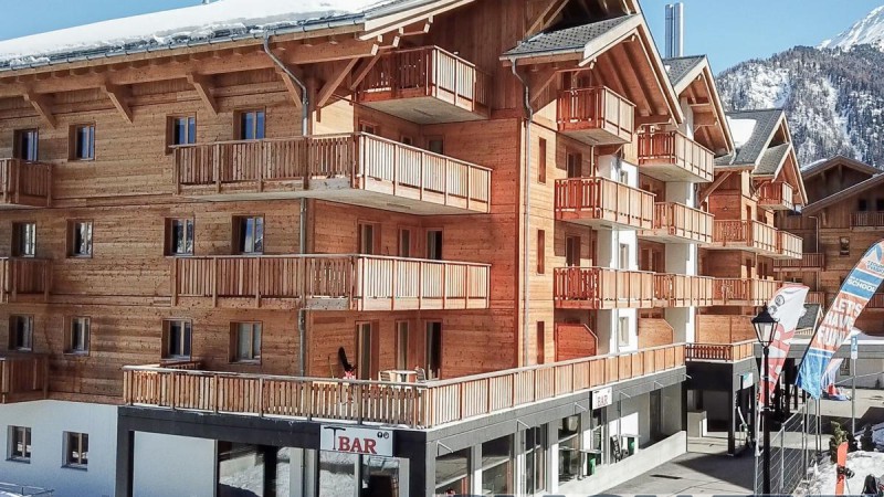 Szwajcaria La Tzoumaz Verbier T-One budynek zew
