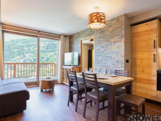 Alps Tignes Snowee MMV living kitchen