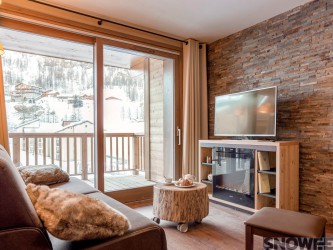 Alps Tignes Snowee MMV living room