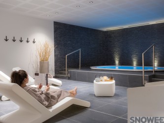 Alps Tignes Snowee MMV jacuzzi