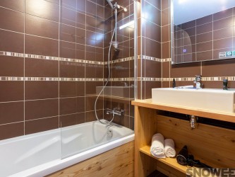 Alps Tignes Snowee MMV bath