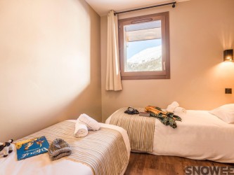 Tignes MMV twin bedroom Snowee