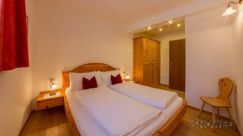 double bedroom duża sypialnia ferie italy snowee