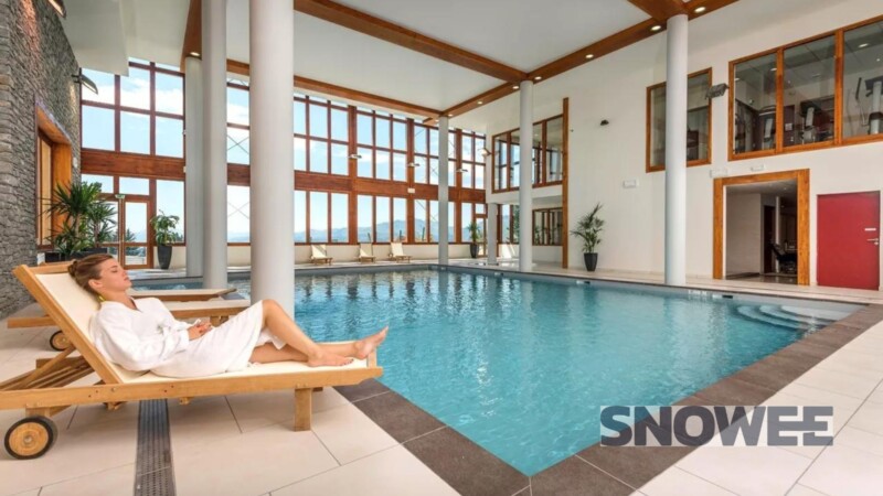 indoor swimingpool basen wellness snowee