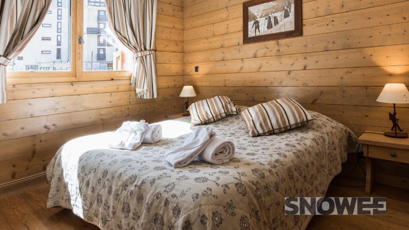 sypialnia double bedroom tignes le nevada snowee