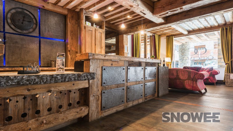 recepcja interior nowy hotel tignes francja snowee