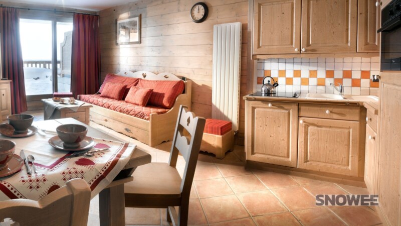 livingroom francja alpy snowee wyjazd narty