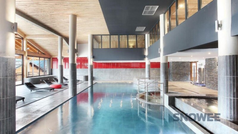 basen jacuzzi spa chatel francja