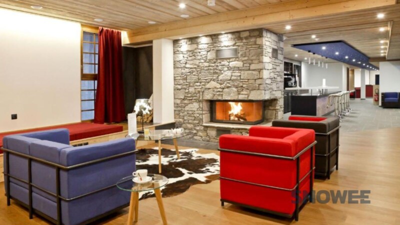 kominek recepcja rezydencja snowee wyjazdy w alpy